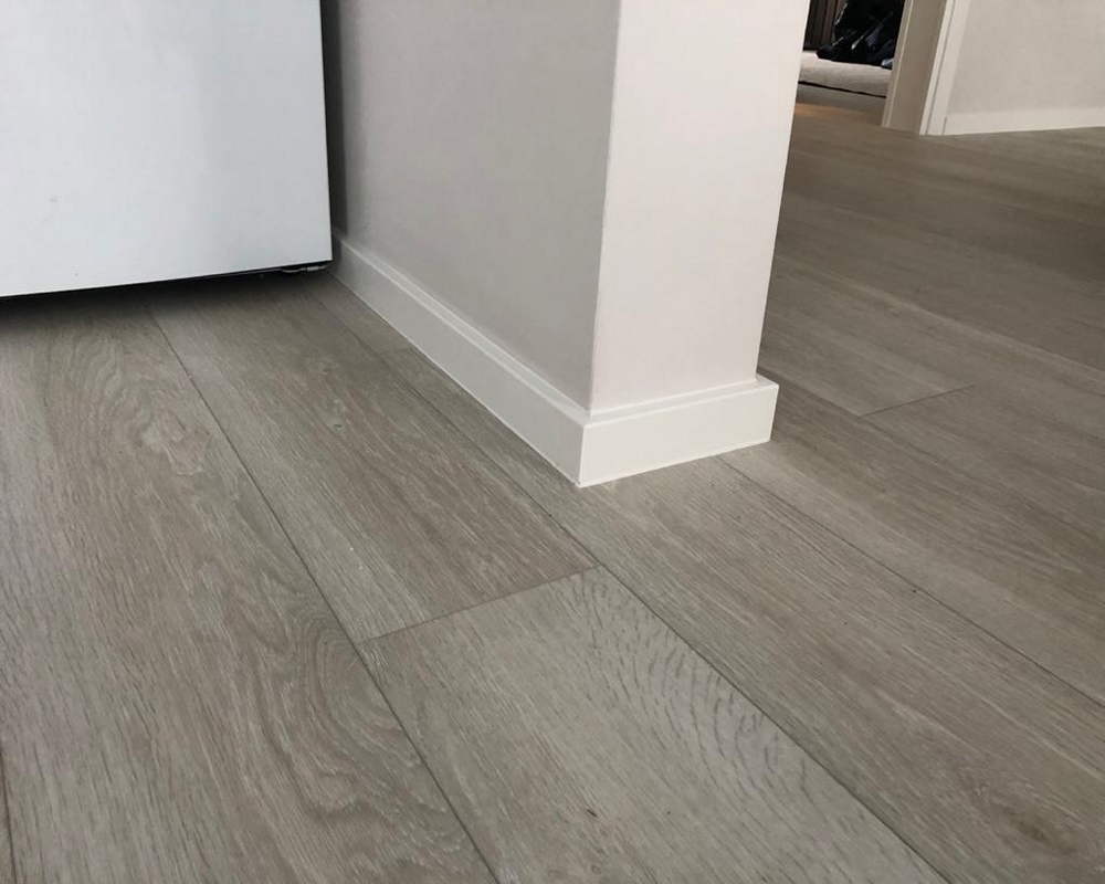 Плинтус ХДФ Dollken Cubu Flex Life 100 мм х 2,5 м 1013 (5012) Белый