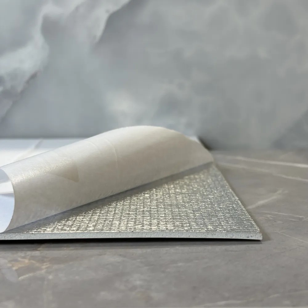 Панель самоклеющаяся ПВХ 300х600 мм 6шт/уп Мрамор Нова Адели гранд. Цена указана за 1,08 м²