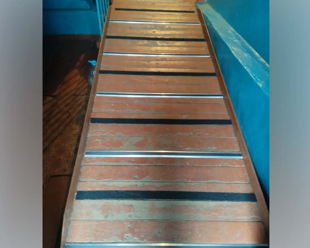 Порог одноуровневый ПС 08-1.2700.242л Шампань