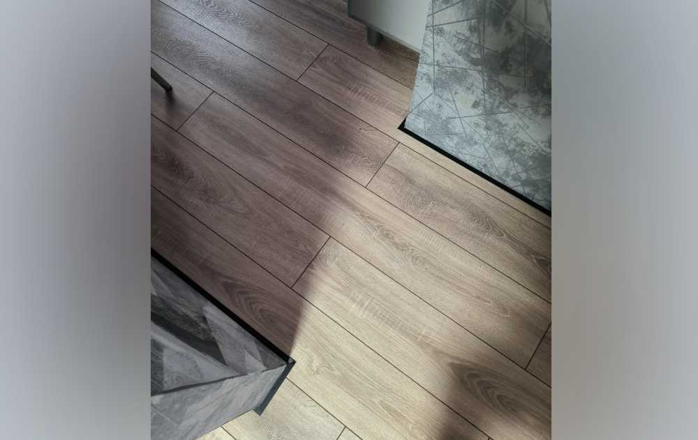 Микроплинтус AL16X5-03 16х6х1900мм Чёрный