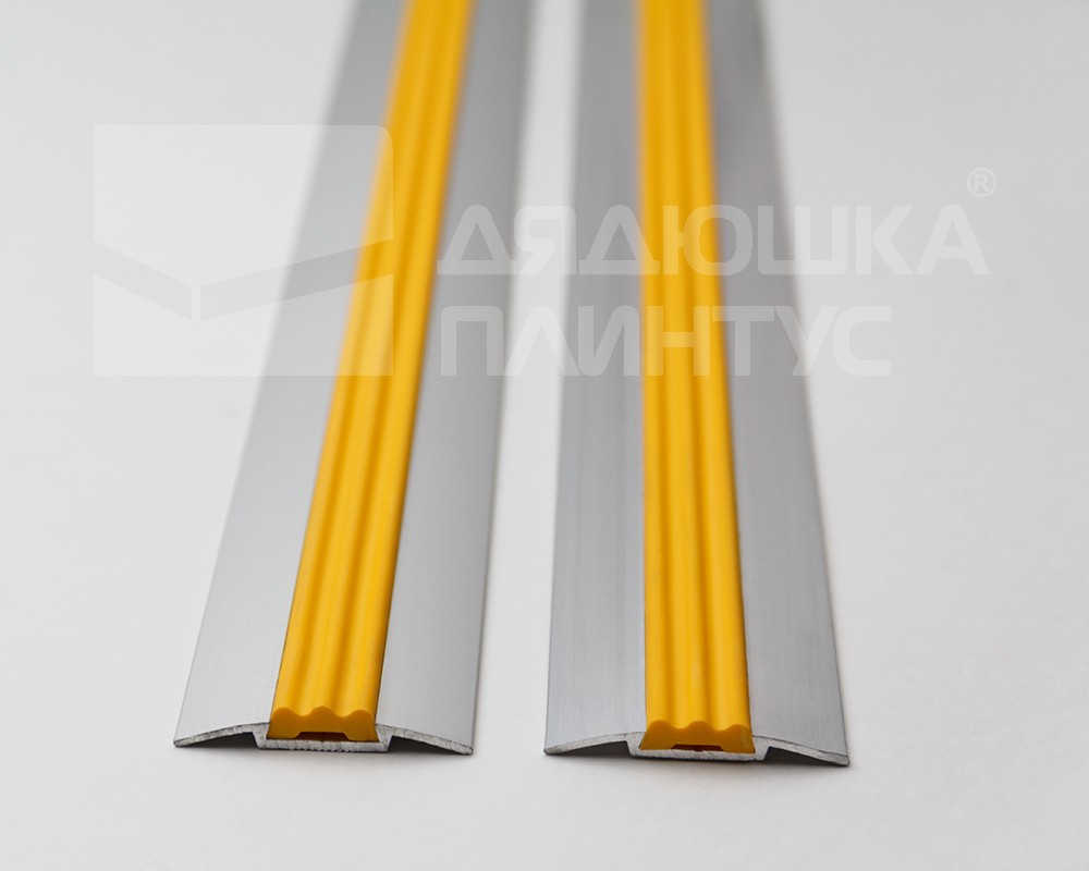 Порог одноуровневый ПС 08.2700.242л Шампань