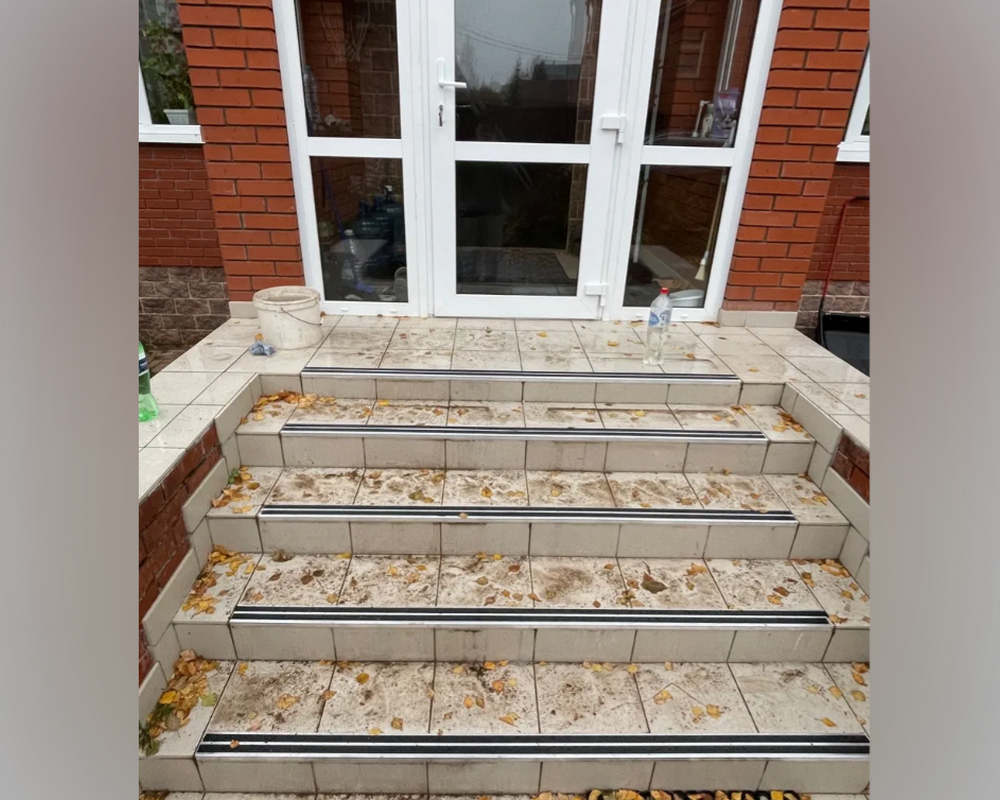 Порог одноуровневый ПС 08-1.900.01лч Серебро